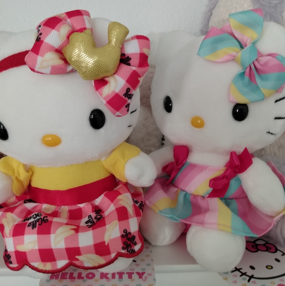 Hello kitty plush